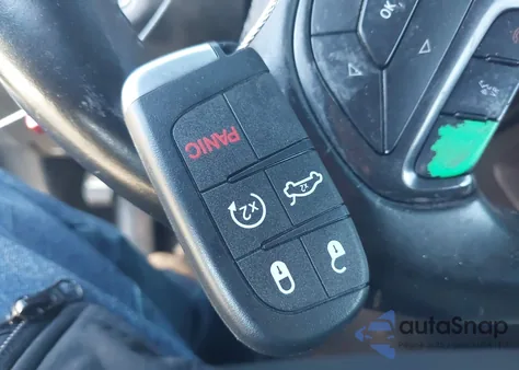 2018 Dodge Challenger Sxt z USA, uszkodzony, nr VIN 2C3CDZAG0JH317845